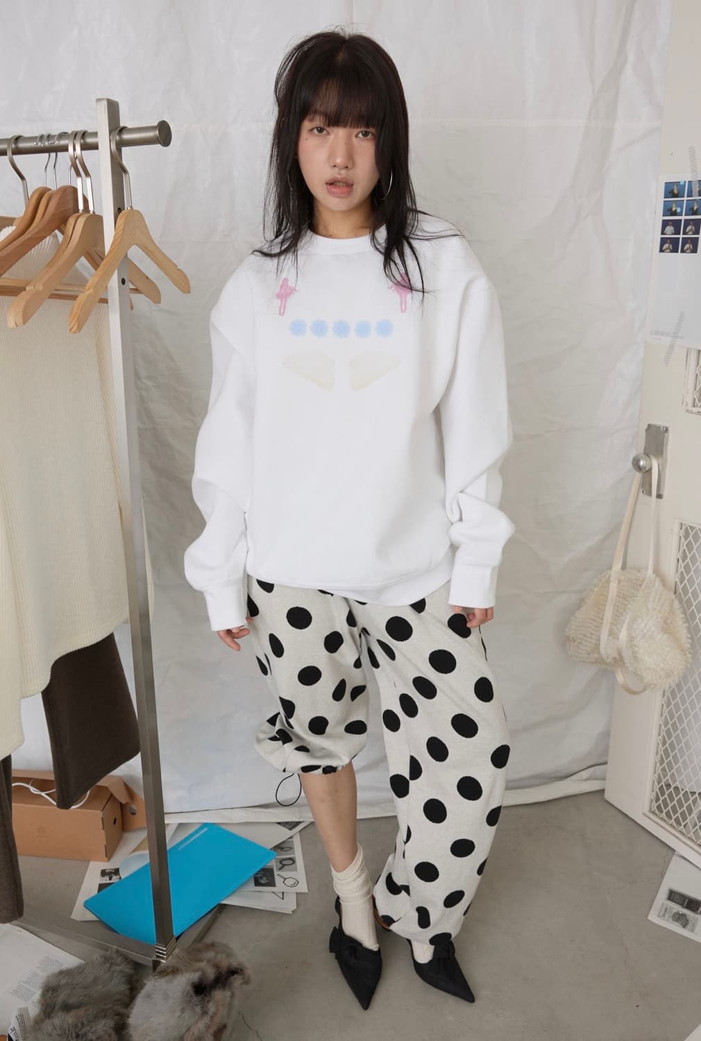 영마일웨어 unreal angel sweatshirt_white 상품이미지1