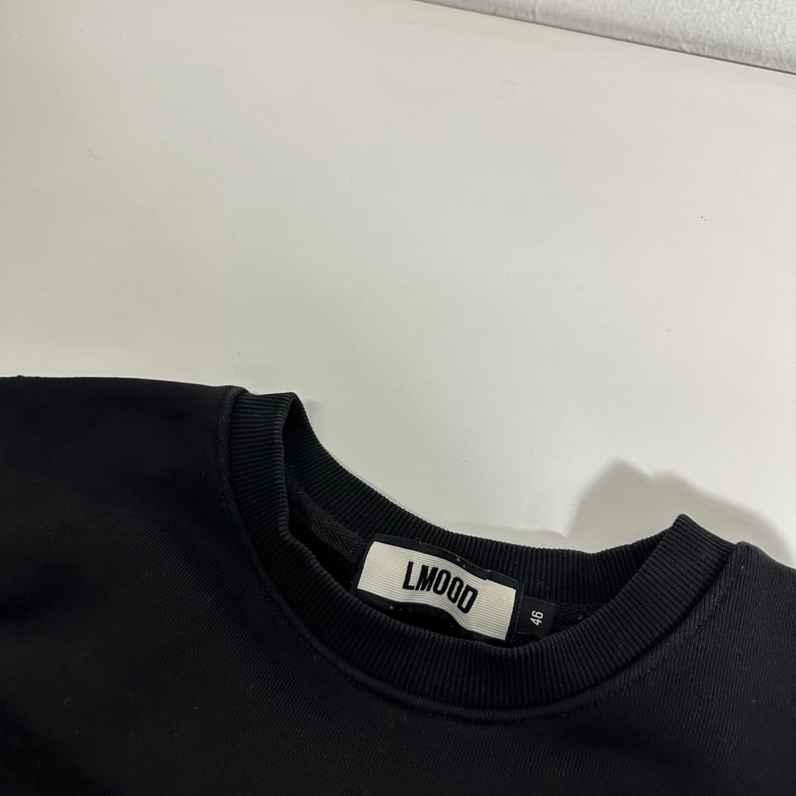 46 95 엘무드 블랙 무지 오버핏 맨투맨 상품이미지2