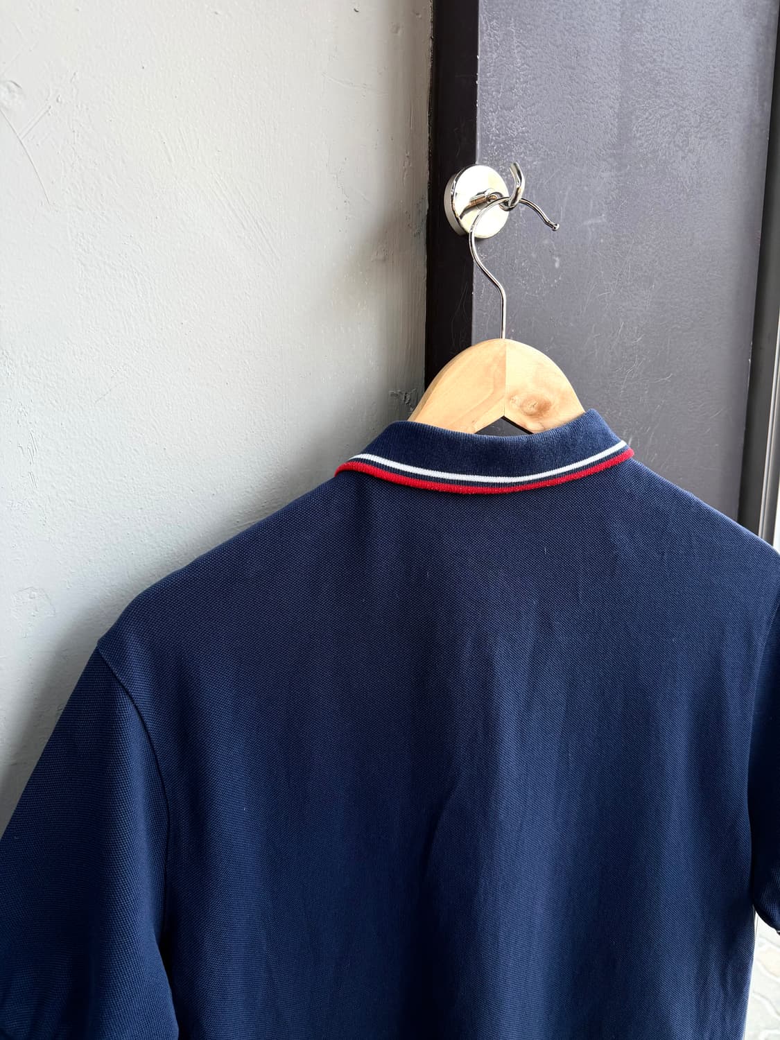 100/ 프라다 프론트 로고 PK 반팔 상품이미지6