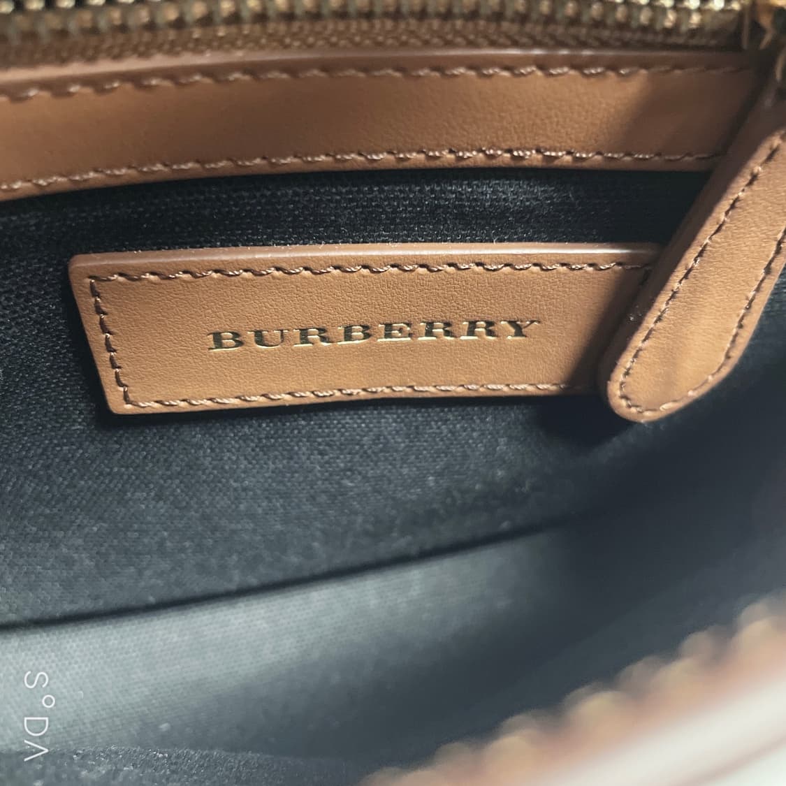 버버리 미니 크로스백 상품이미지6