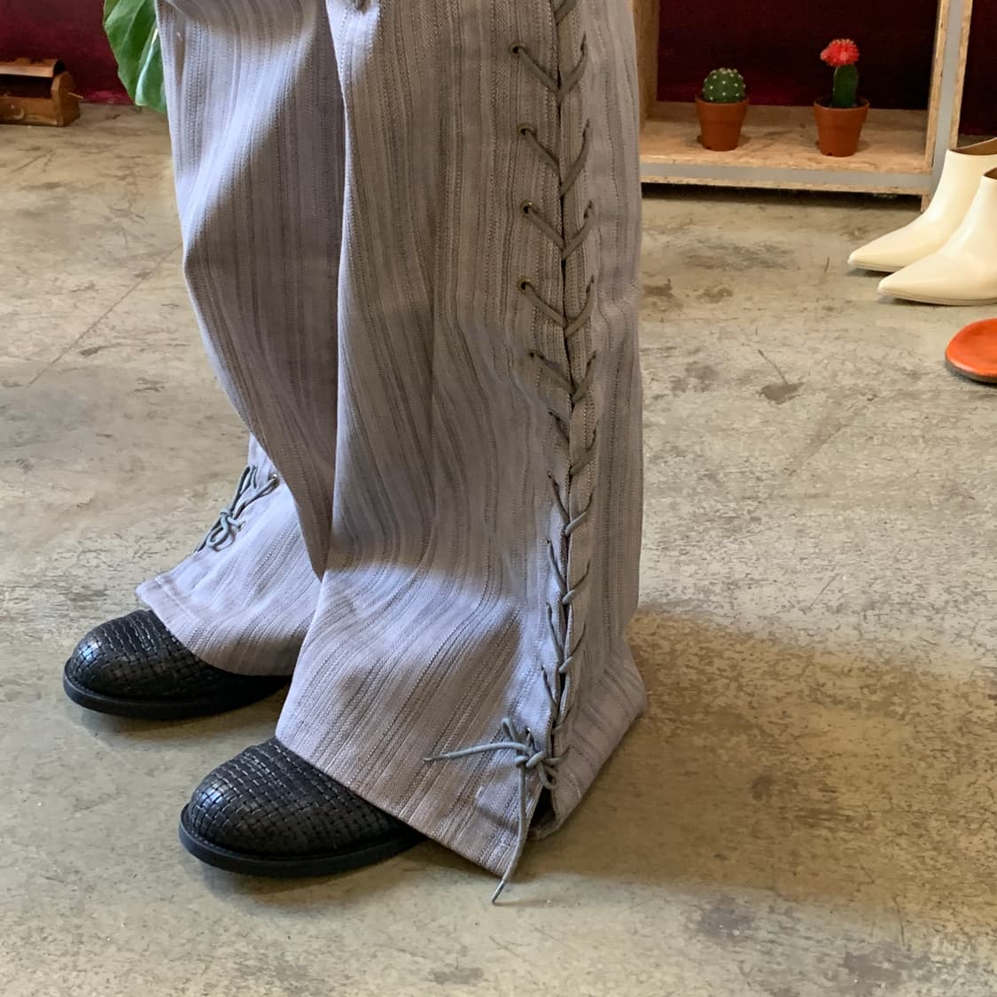 토네이도 마트 웨스턴 레이스업 벨바텀 데님 팬츠 상품이미지7