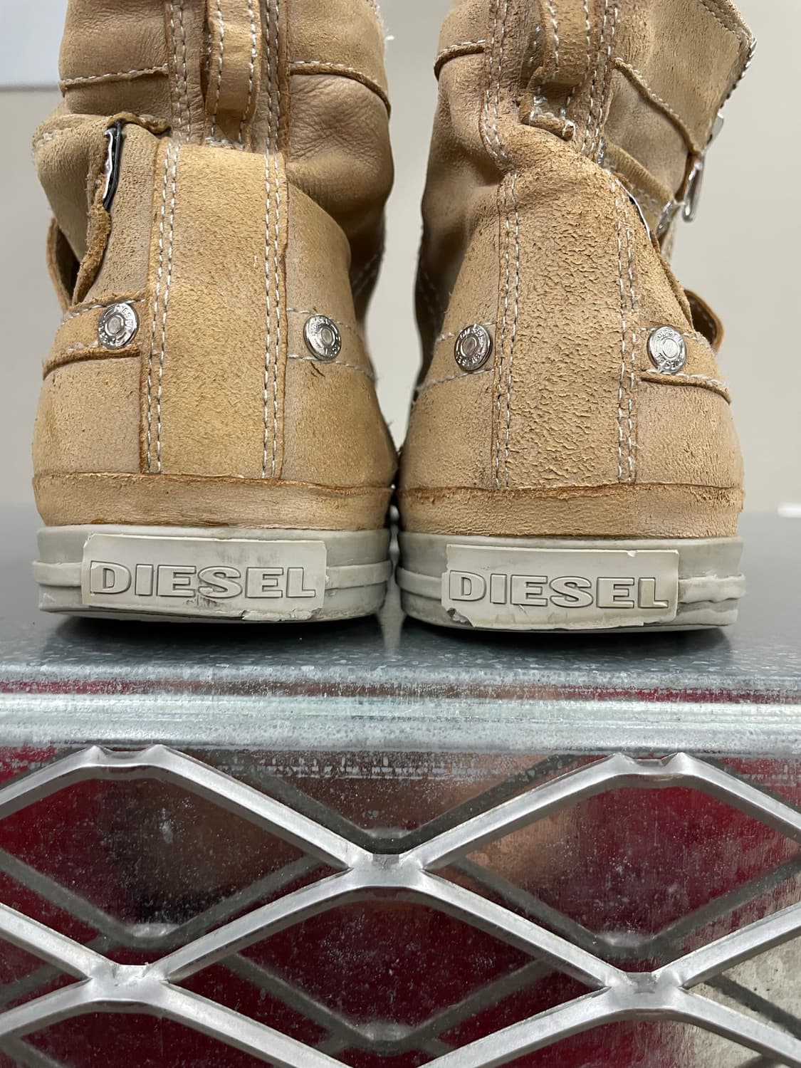 디젤 하이탑 스니커즈 베이지 270 상품이미지10
