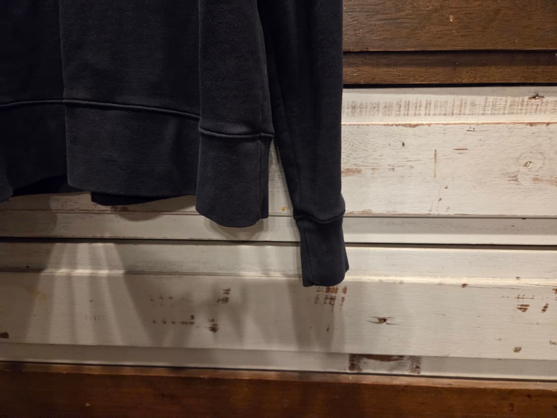 아크네 스웻 상품이미지4