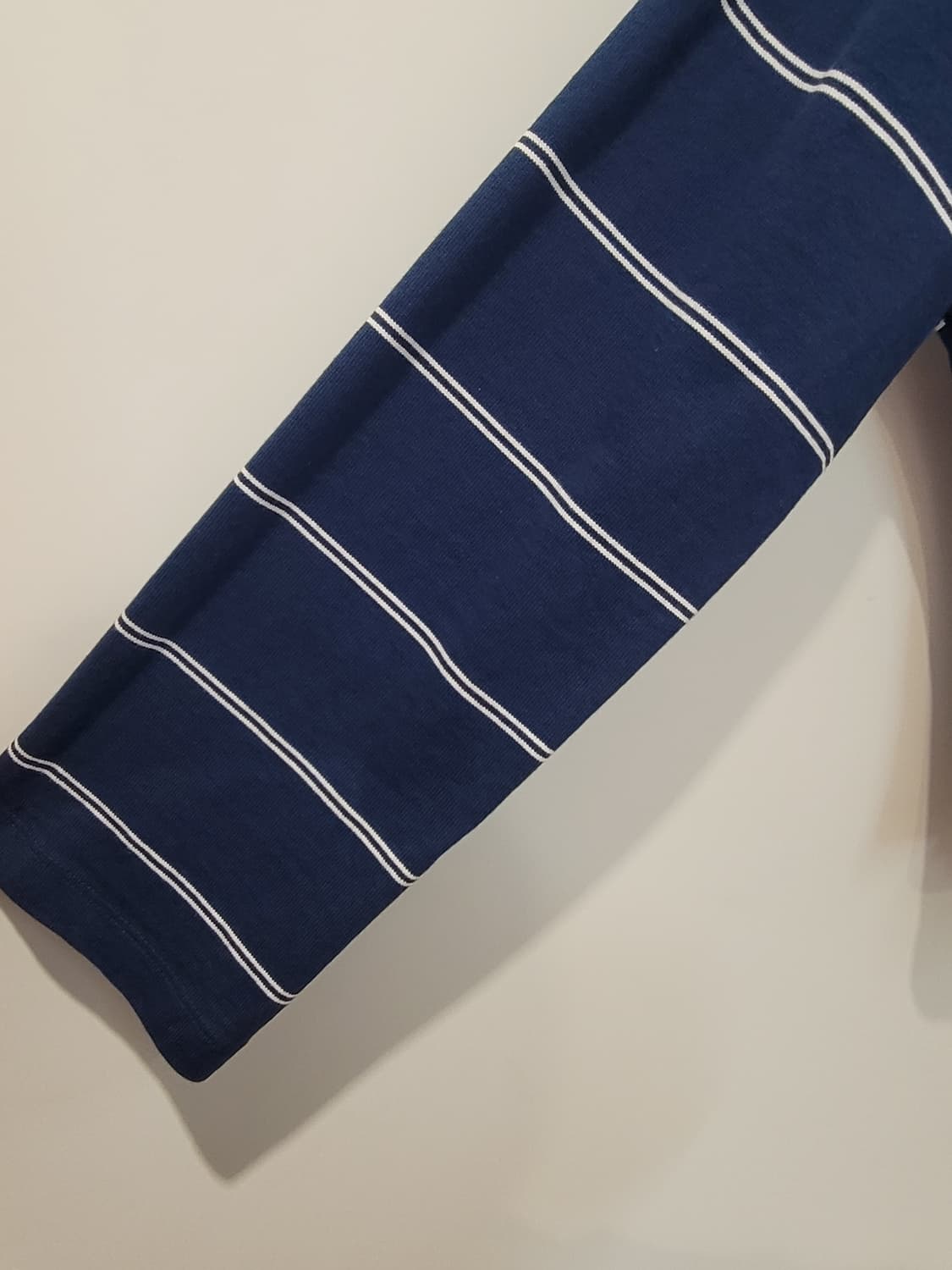 나이키 우먼 스트라이프 크롭 긴팔 티 S사이즈 상품이미지5