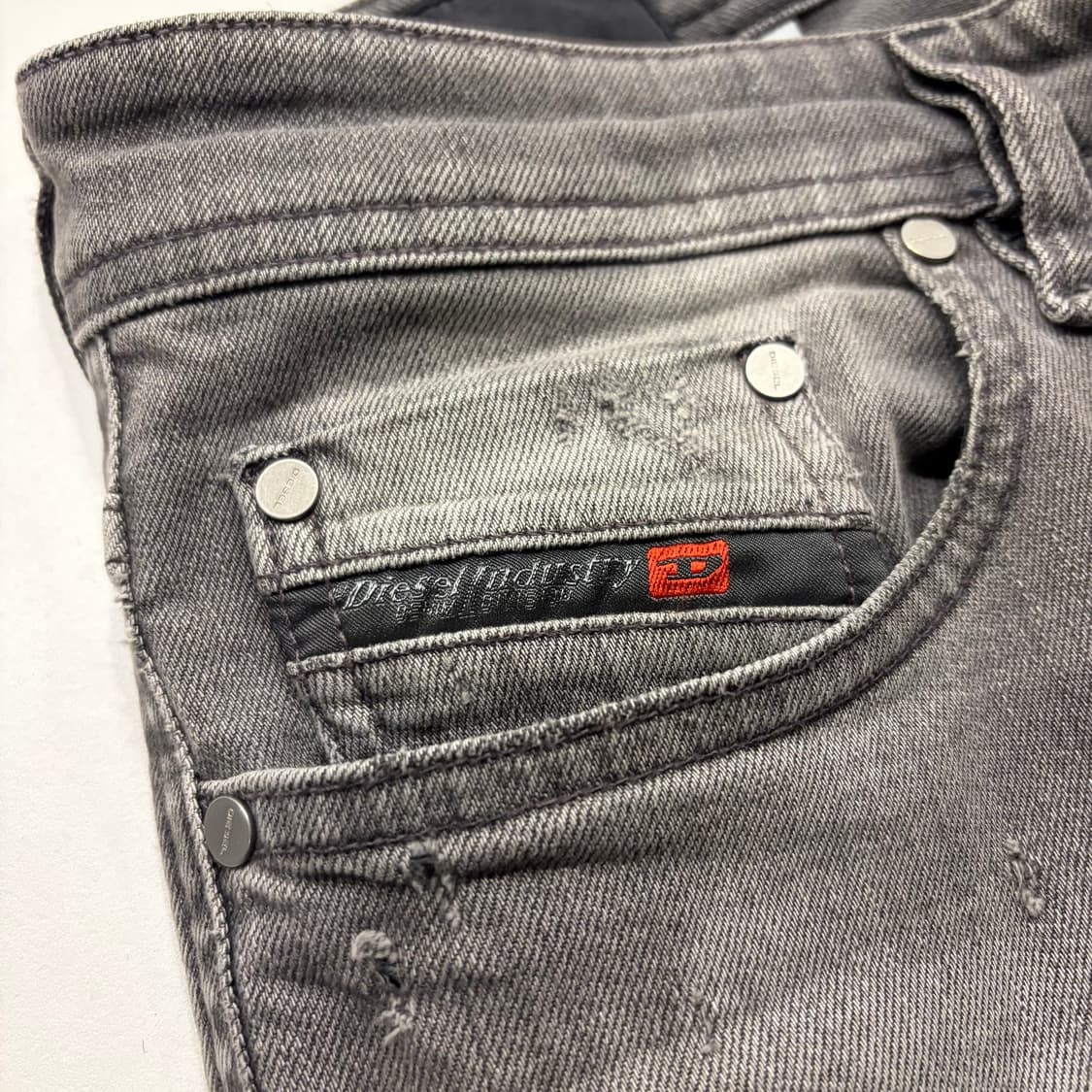 [29] 디젤 DNA 데미지 워싱 청바지 데님팬츠 그레이 C324 상품이미지4