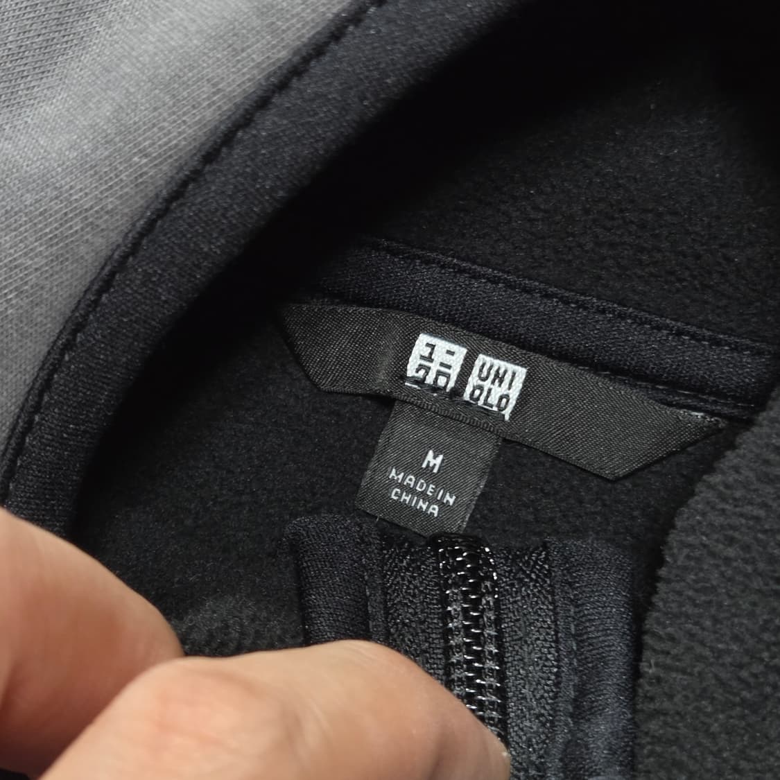 유니클로 챠콜 플리스 후드집업 상품이미지8