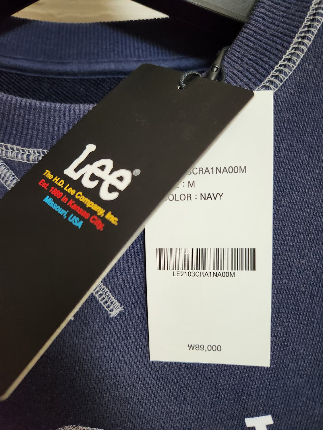 LEE x 아이앱(IAB) 콜라보 맨투맨 상품이미지4