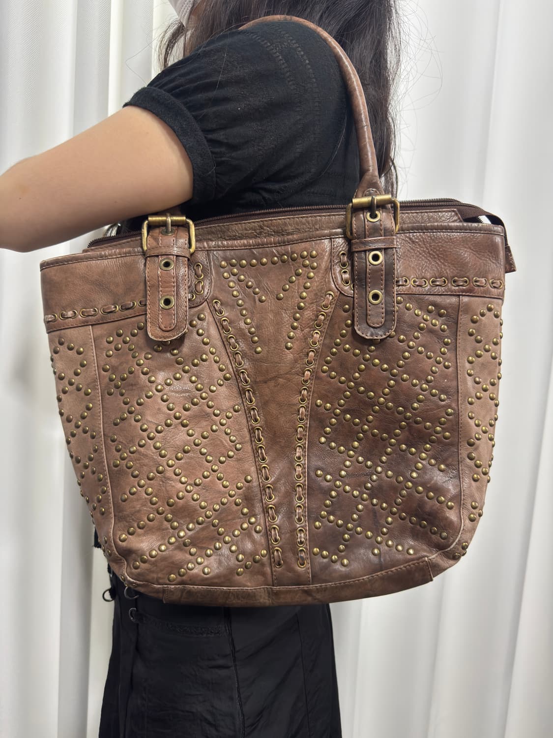 premiostud stud leather bag 상품이미지7