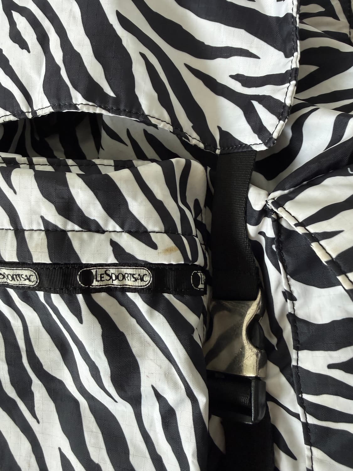 레스포삭(LeSportsac) 지브라 3포켓 백팩 상품이미지6