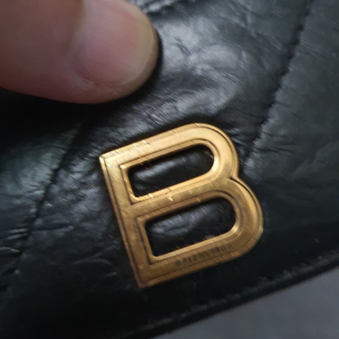 정품 발렌시아가 블랙 퀼팅 레더 카드지갑 상품이미지3