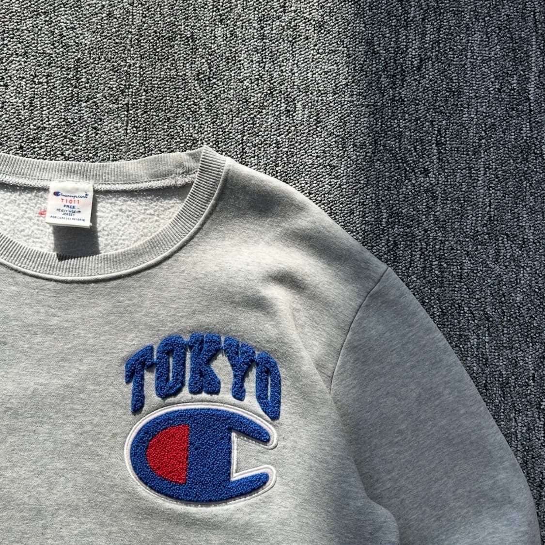 챔피온 도쿄 헤비 웨이트 스웻셔츠  상품이미지2