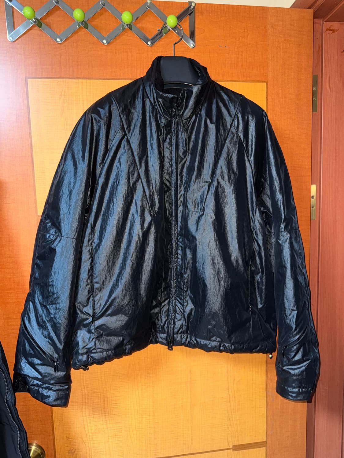 인사일런스 점퍼 m 상품이미지1