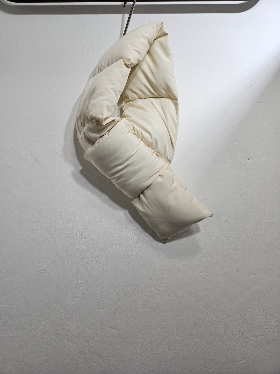 아이보리색 숏패딩 머플러 상품이미지1