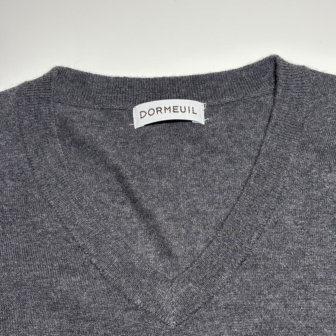 L) DORMEUIL 도멜 캐시미어 브이넥 니트 상품이미지4