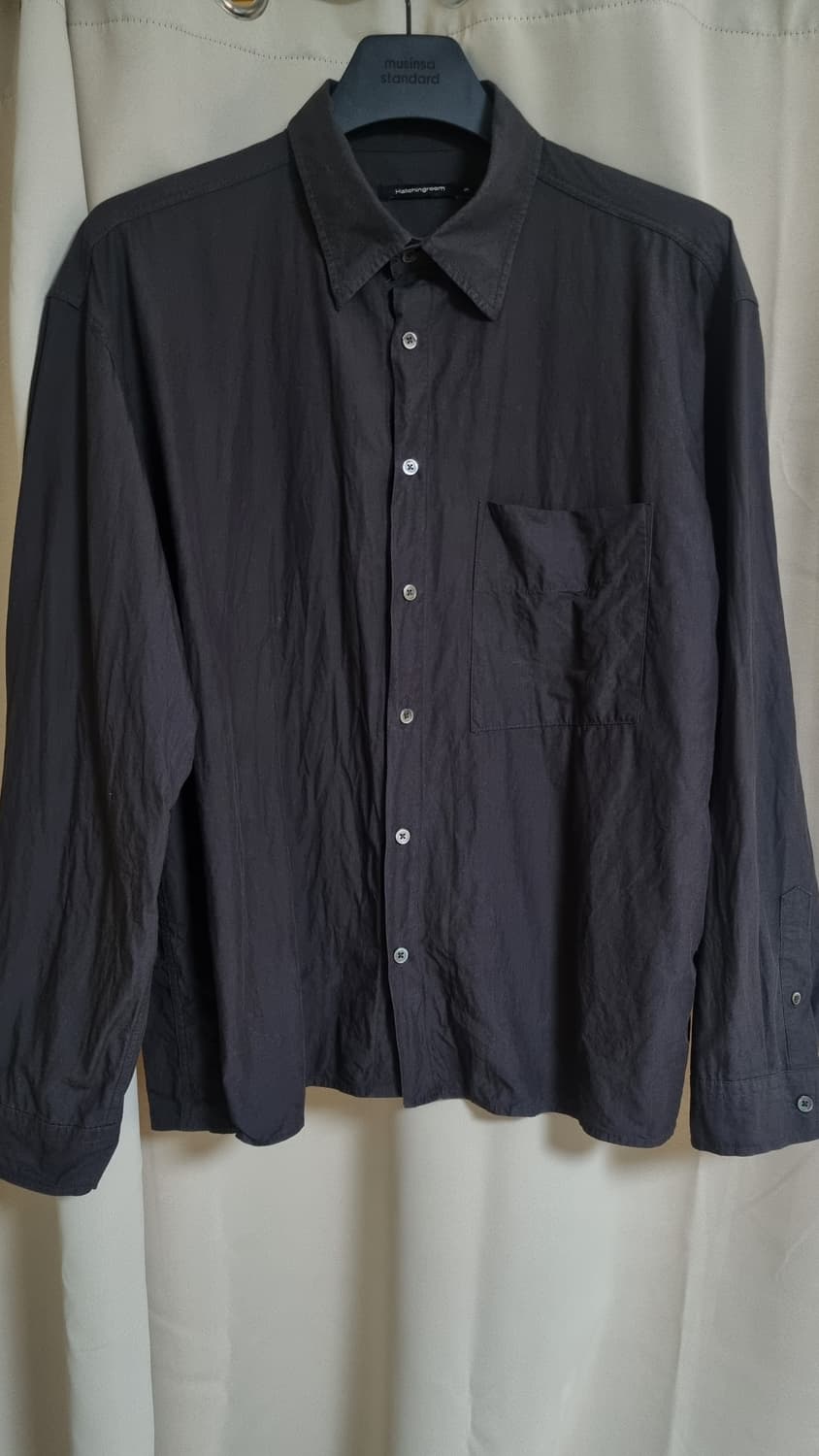 [3]해칭룸 크롭셔츠 차콜 상품이미지1