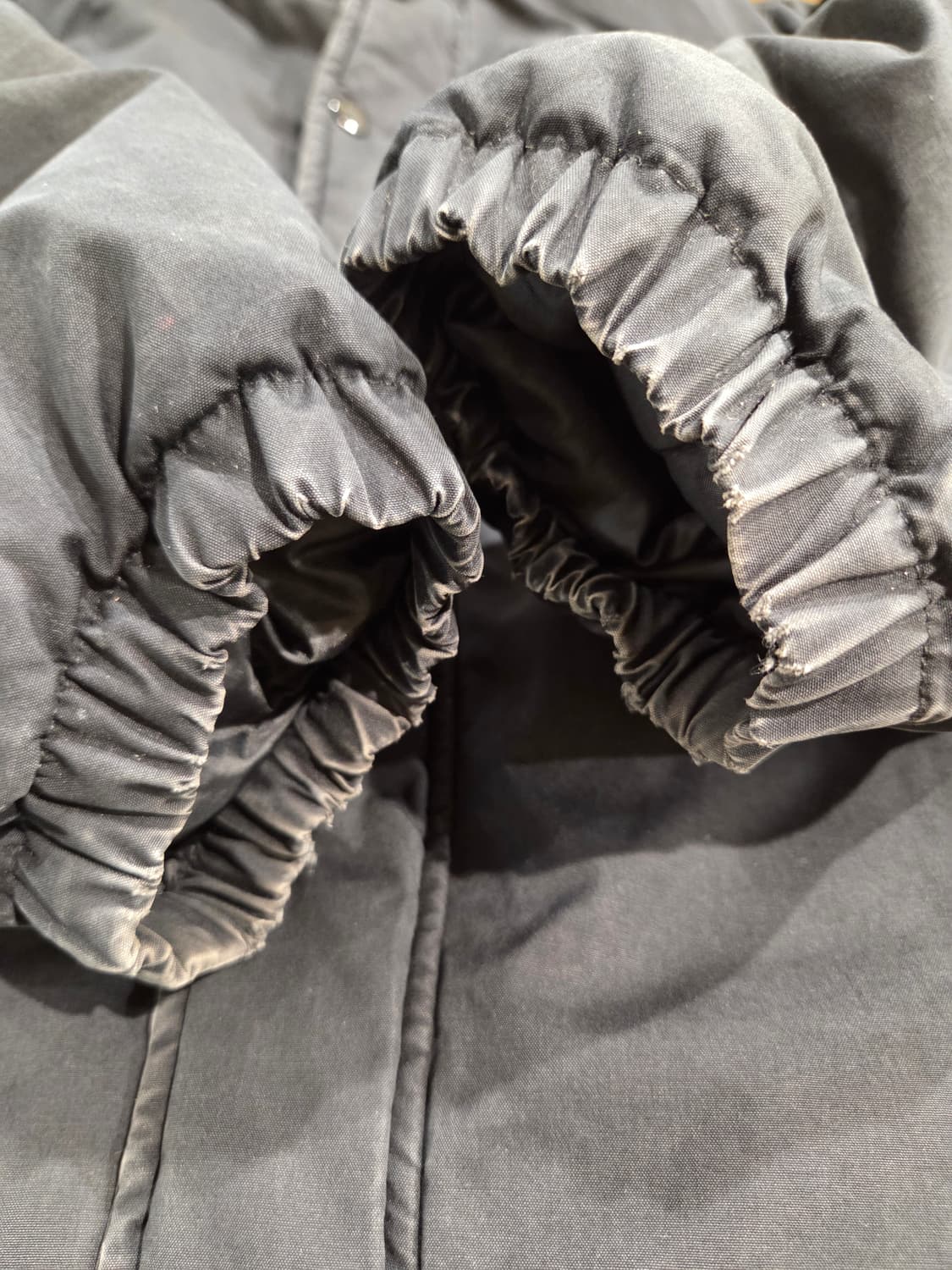 슈프림 우주인패딩 정품 상품이미지6