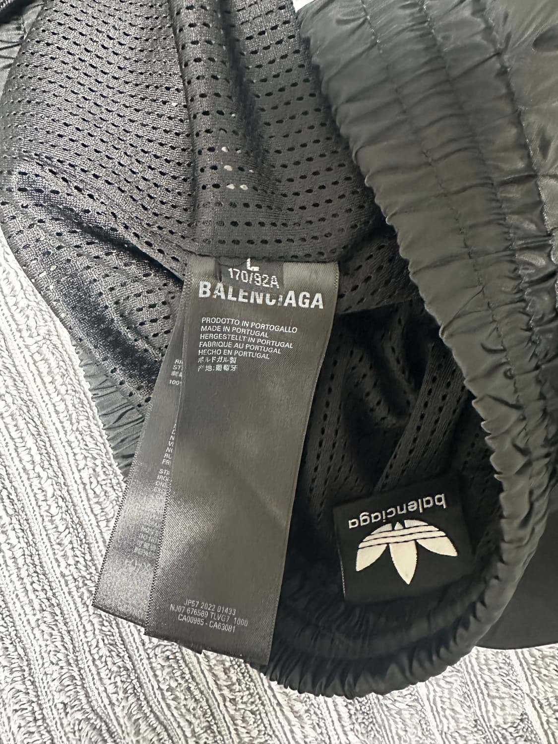 아디다스 발렌시아가 트랙팬츠 상품이미지3