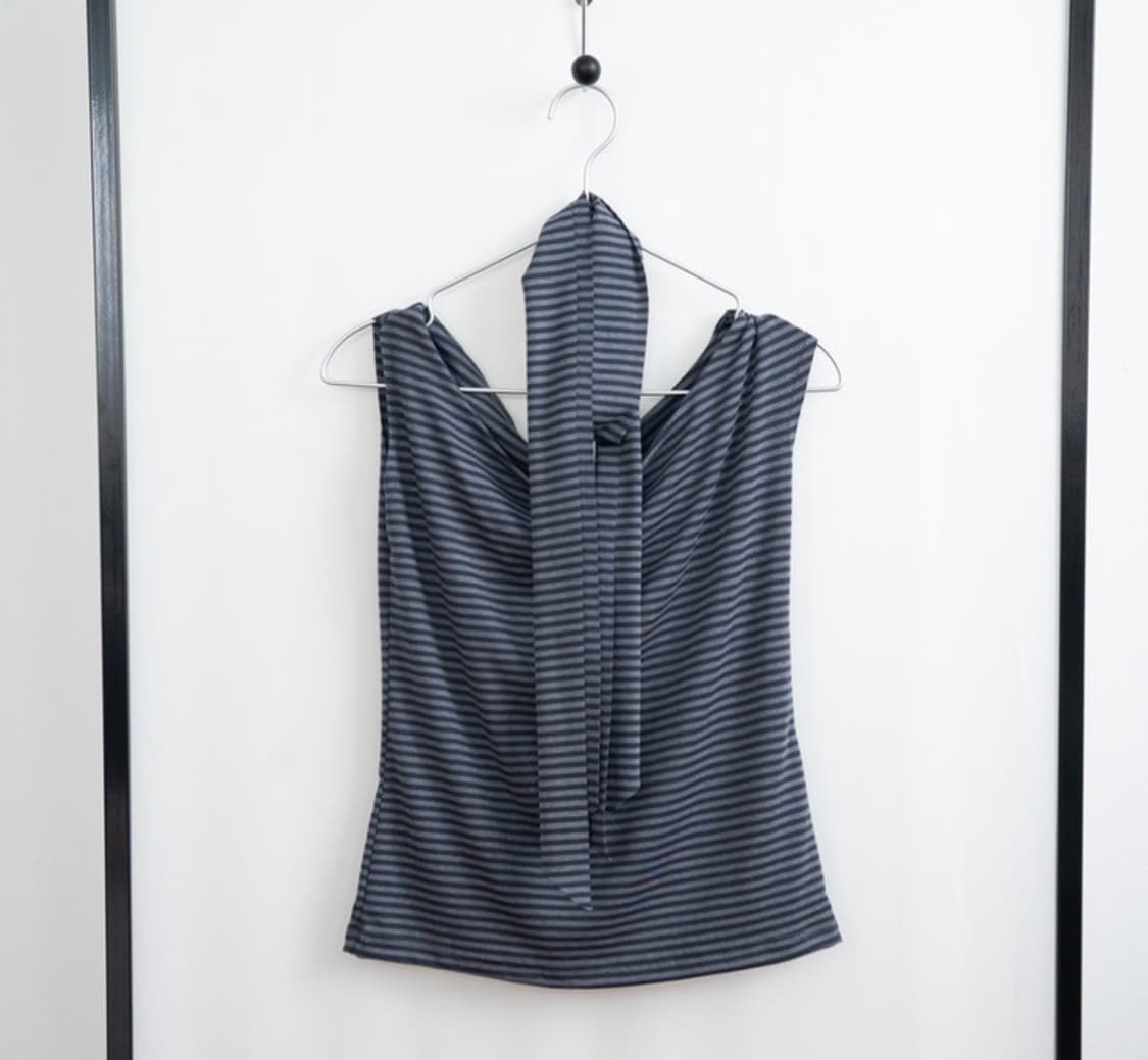 피키소사이어티 Striped Scarf off Top 상의  상품이미지3