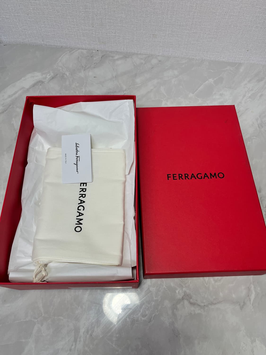 새상품)페라가모 남성 간치니 로퍼 블랙 7D (260추천) 상품이미지5