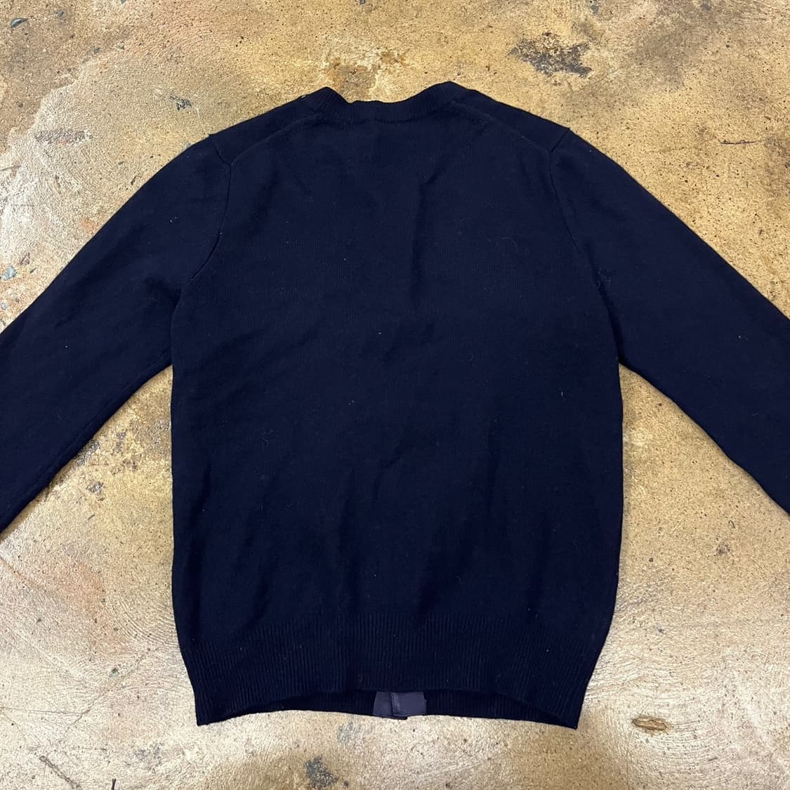 꼼데가르송 네이비 레드 와펜 니트 가디건  상품이미지4