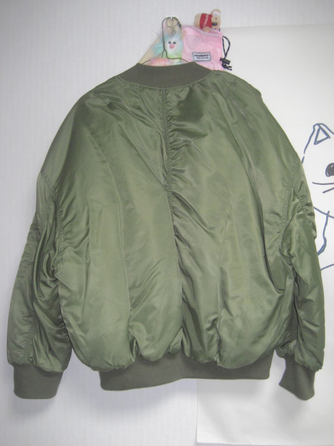 샵페어리 패치 봄버 패디드 자켓 카키 상품이미지3