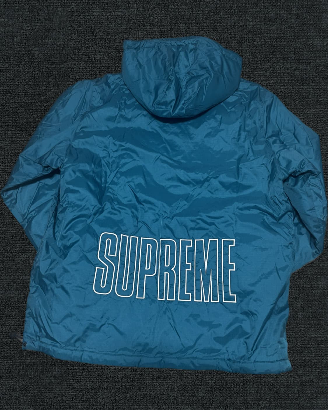 슈프림 x 챔피온 풀오버파카 상품이미지4