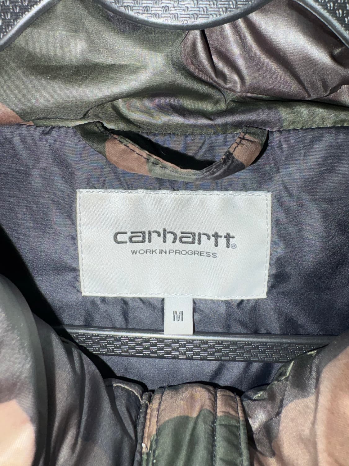 칼하트 카모 구스다운 패딩 m 상품이미지4