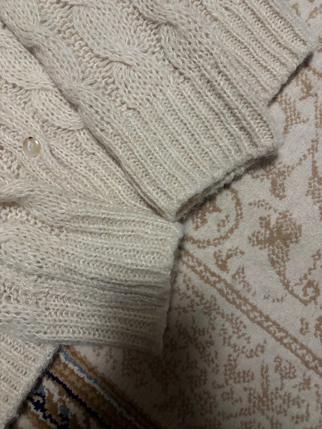 포니테일 그랜마 청키 가디건  상품이미지9