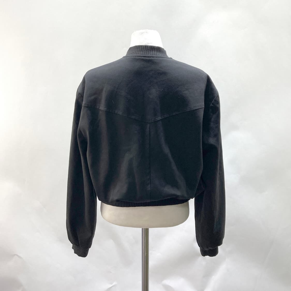 자라 여성숏캐주얼자켓 블랙 S  상품이미지3