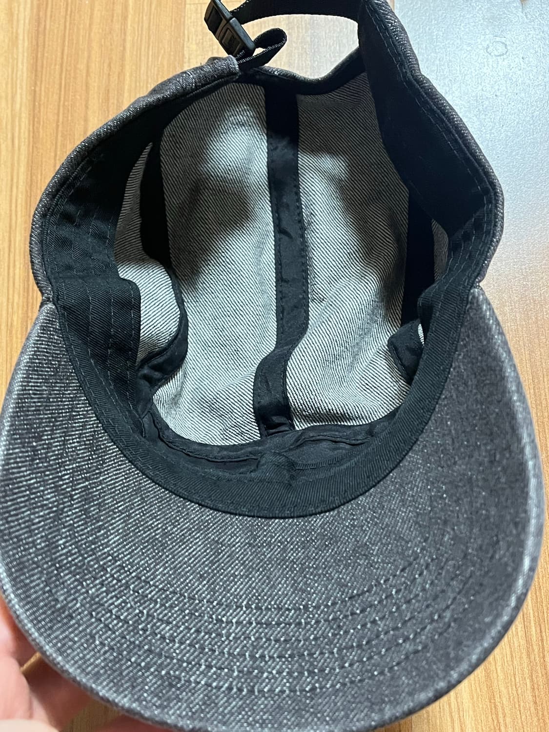 슈프림 엠보시드 데님 캡 상품이미지3