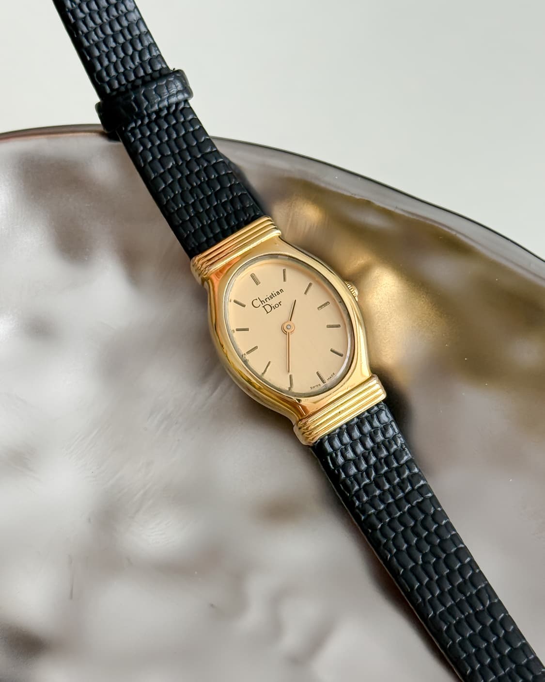 디올 오벌 라운드 시계 상품이미지2