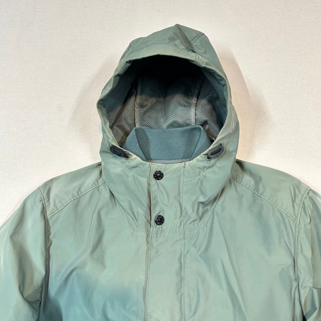 M) 스톤아일랜드 마이크로 렙스 후드 봄버 자켓 상품이미지3