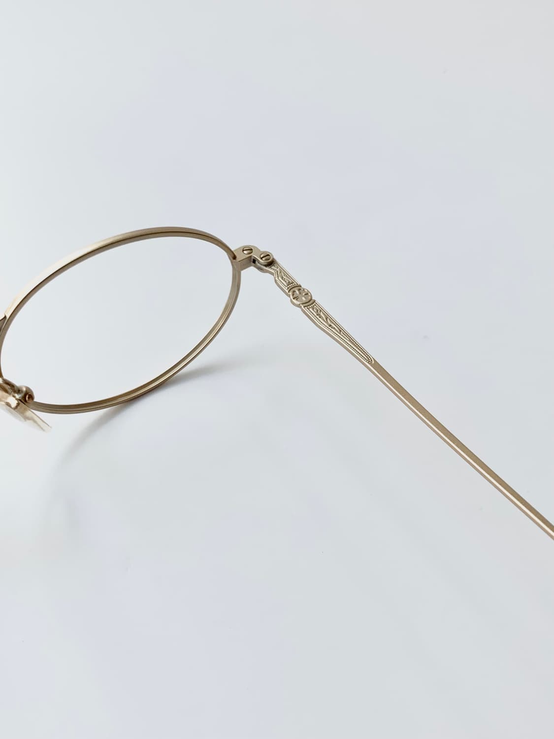 [픽키-612] 골드 라운드 메탈 안경 데드스탁 빈티지 조각 디테일 프레 상품이미지6