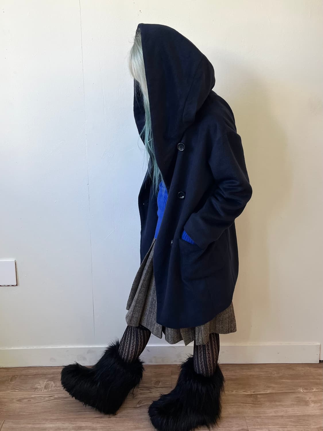 HK WORKS LONDON 네이비 프릴 후드 캐시미어코트 상품이미지9