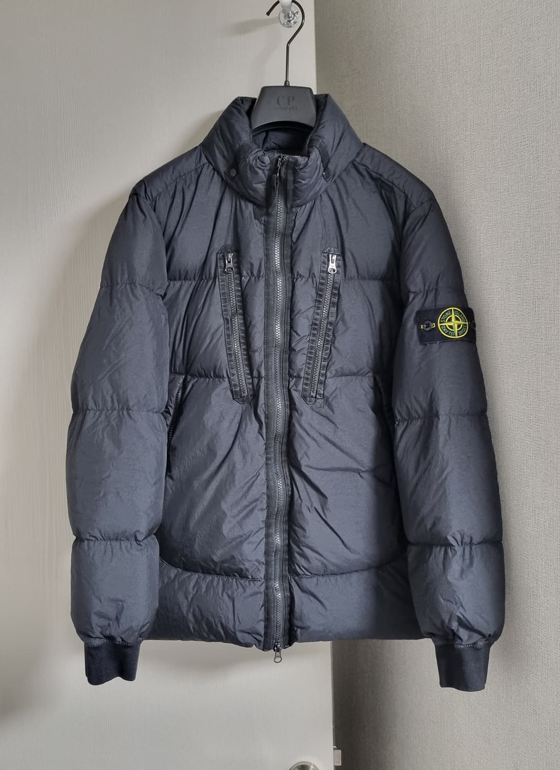 스톤아일랜드 크링클랩스 논후드 패딩 상품이미지1