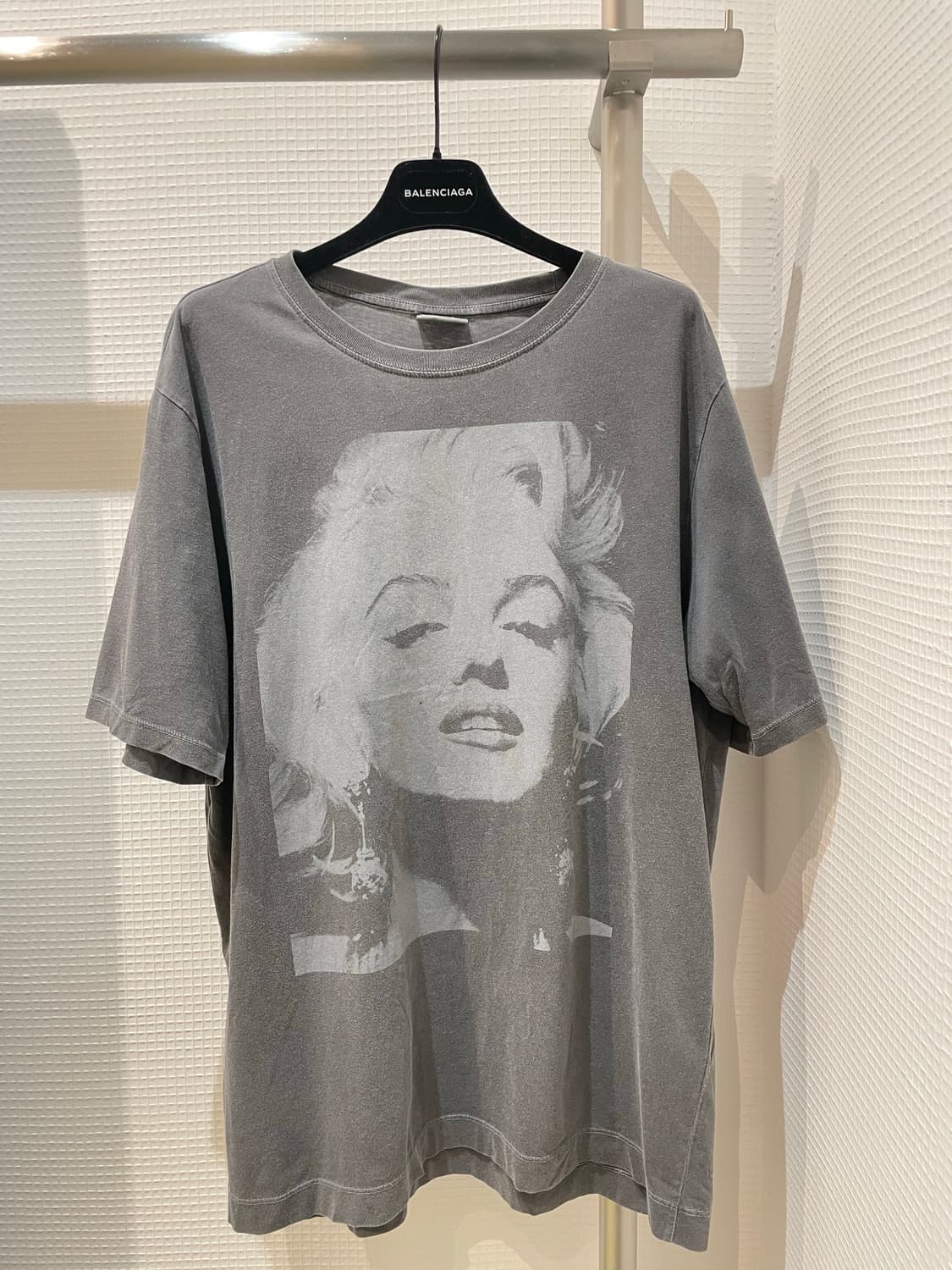 드리스반노튼 마를린먼로 티셔츠 상품이미지1