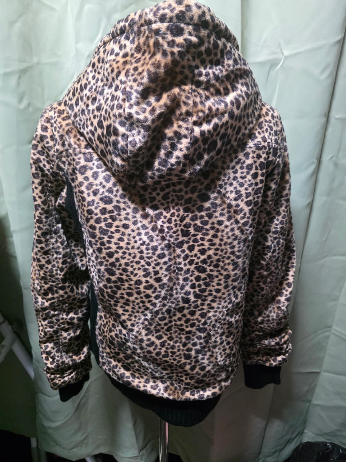 레오파드 점퍼 하이넥 상품이미지4