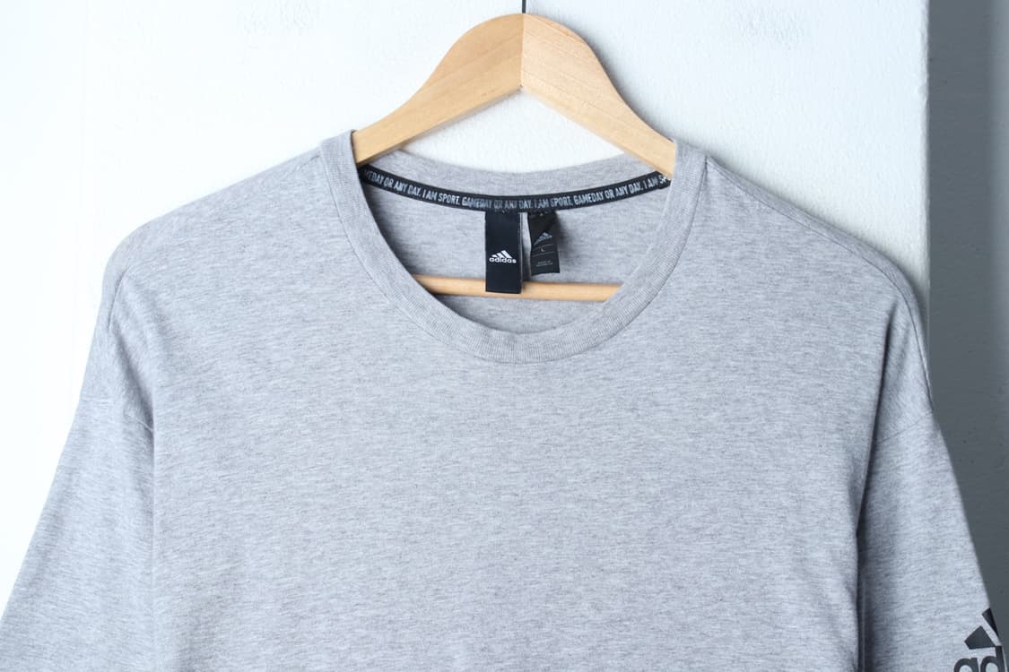 (L-XL) 아디다스 반팔 티셔츠 스몰로고 그레이 올드스쿨-H30129 상품이미지3