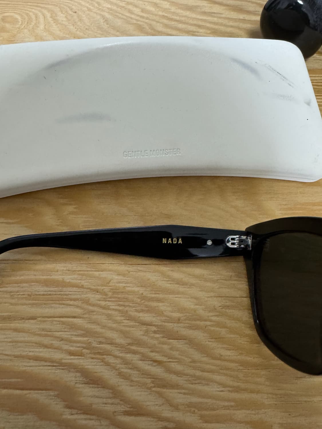 젠틀몬스터 NADA 블랙 (거의 새상품) 상품이미지5