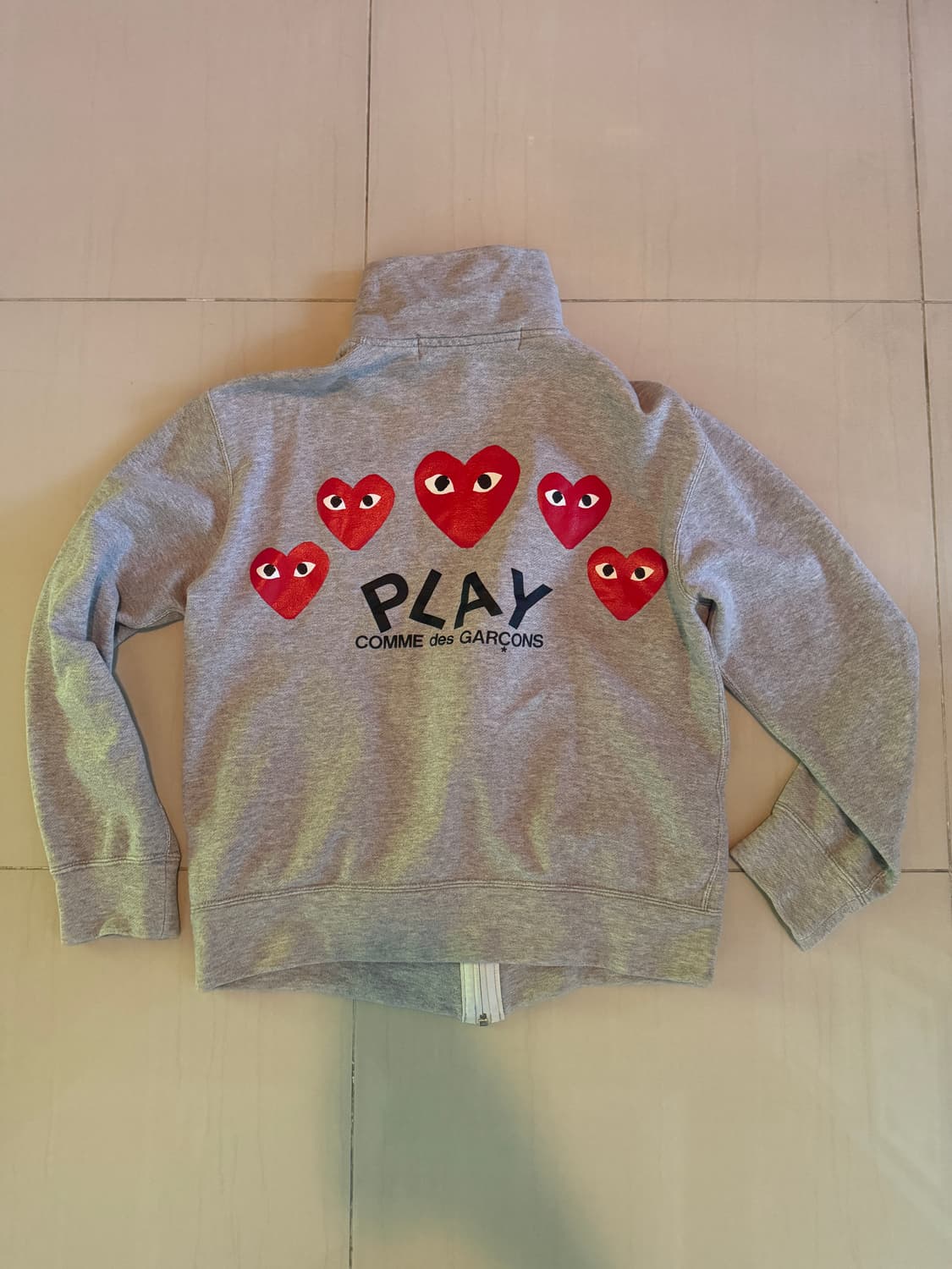 꼼데가르송 저지 집업 나우아임영 착용 상품이미지4