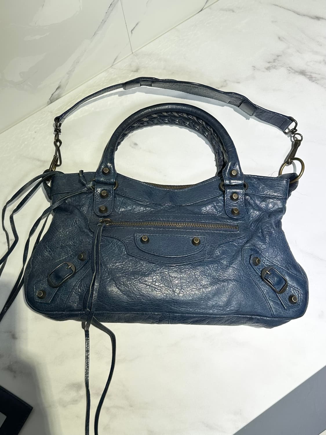 ❌거래중[A+ 정품] 발렌시아가 시티 모터백 퍼스트 다크네이비 상품이미지2