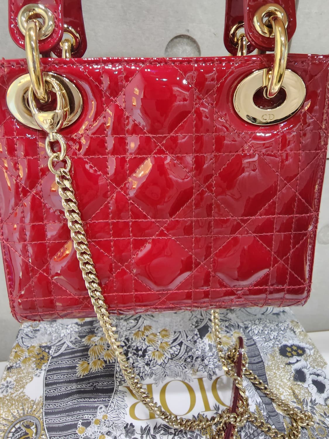 디올 레이디백 미니 페이던트 금장 상품이미지5