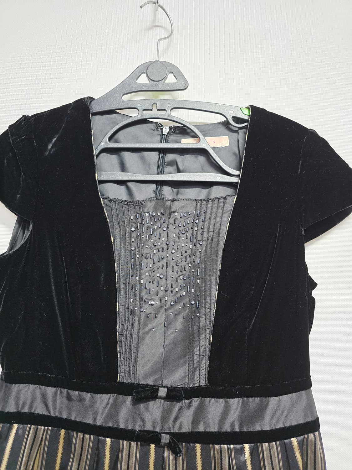 샤틴 벨벳 블랙 자켓 + 스트라이프 롱 원피스 상품이미지8