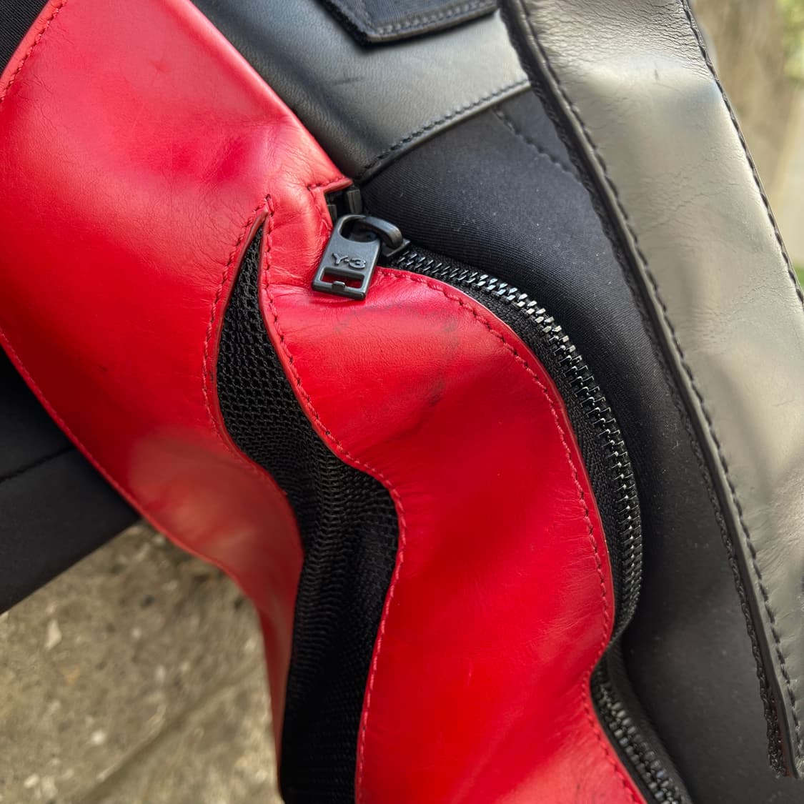 [OS] Y3 요지 야마모토 black/red 백팩 상품이미지10