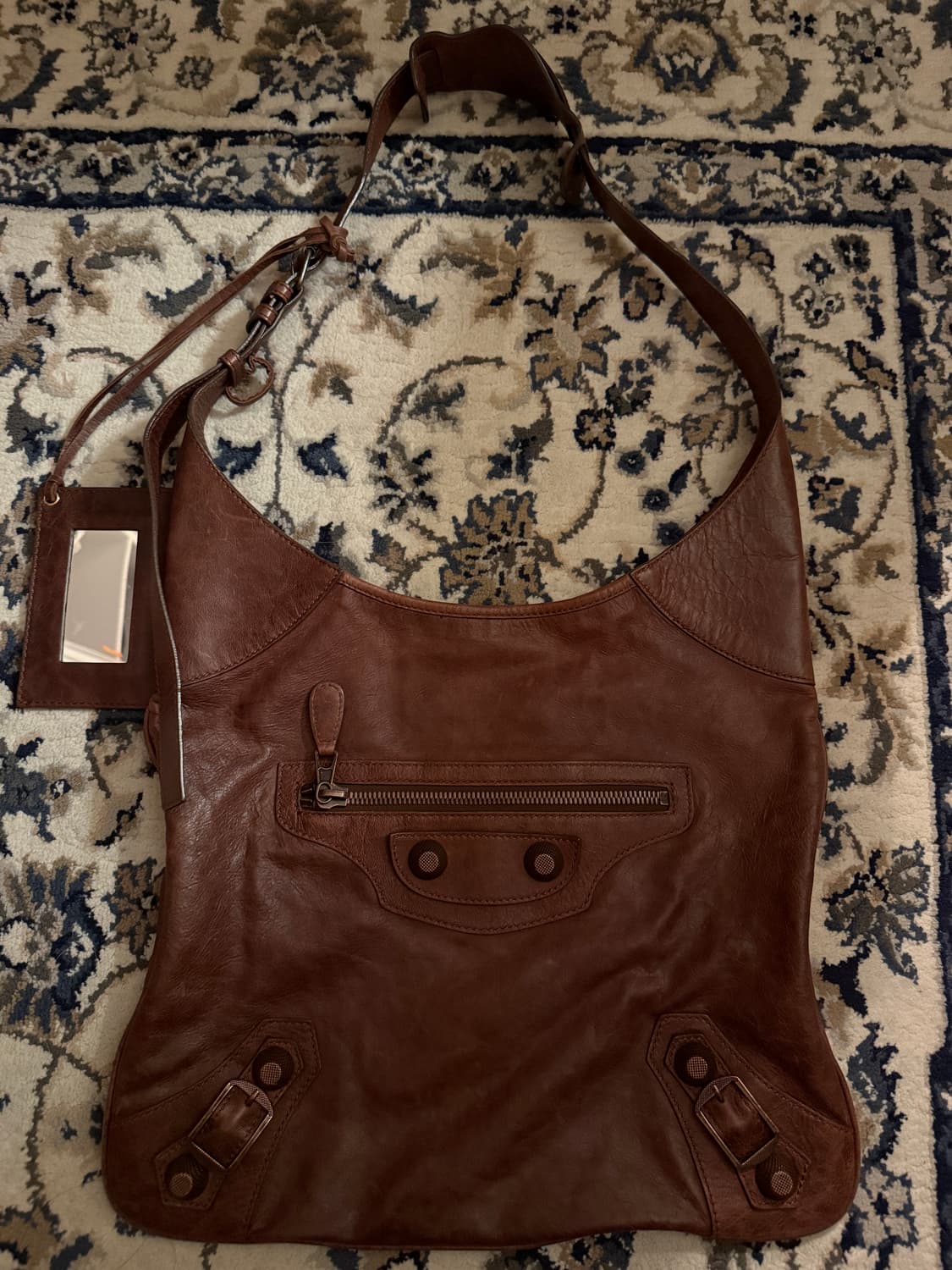 발렌시아가 모터백 크로스 상품이미지1