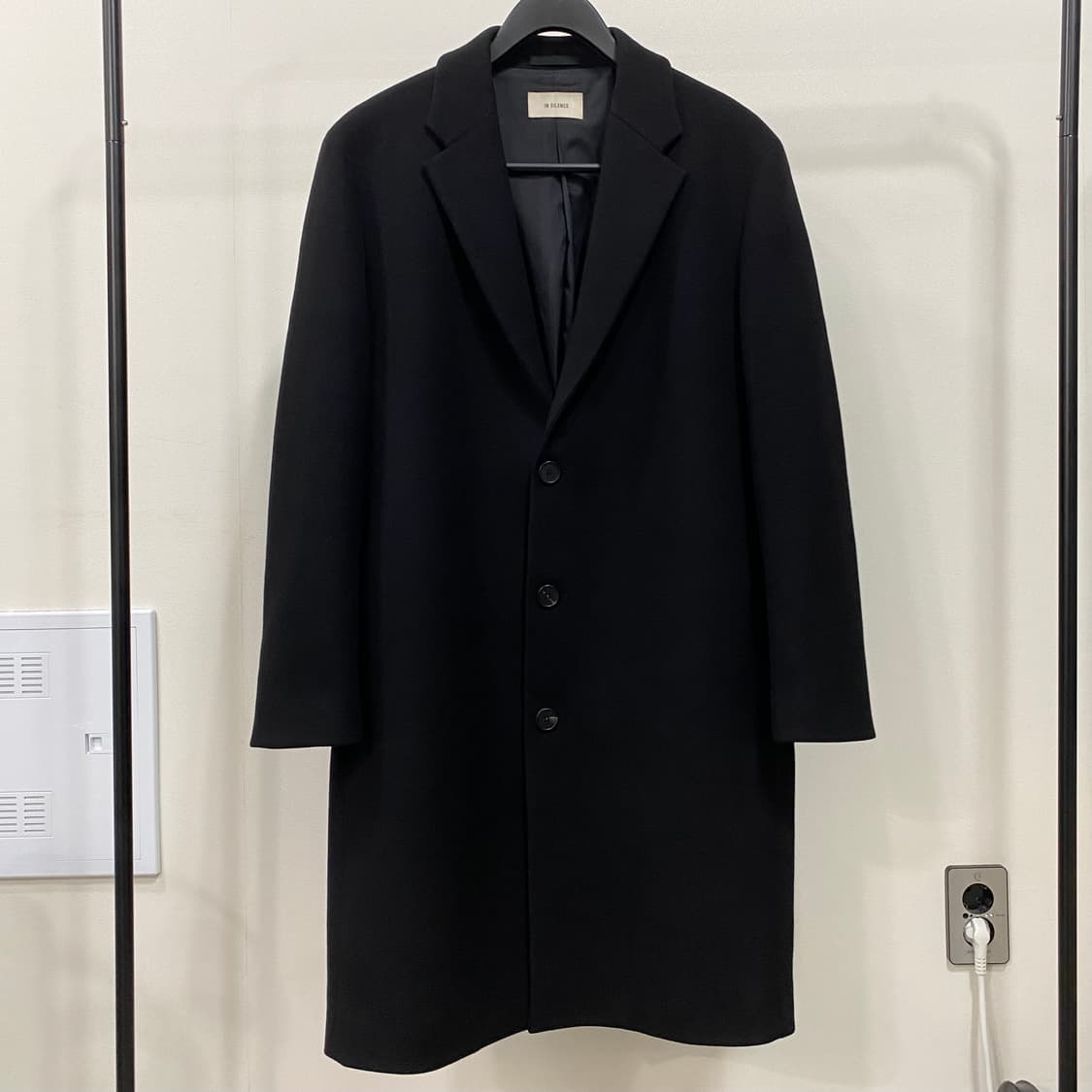 인사일런스 캐시미어 울 싱글 코트 블랙 상품이미지1