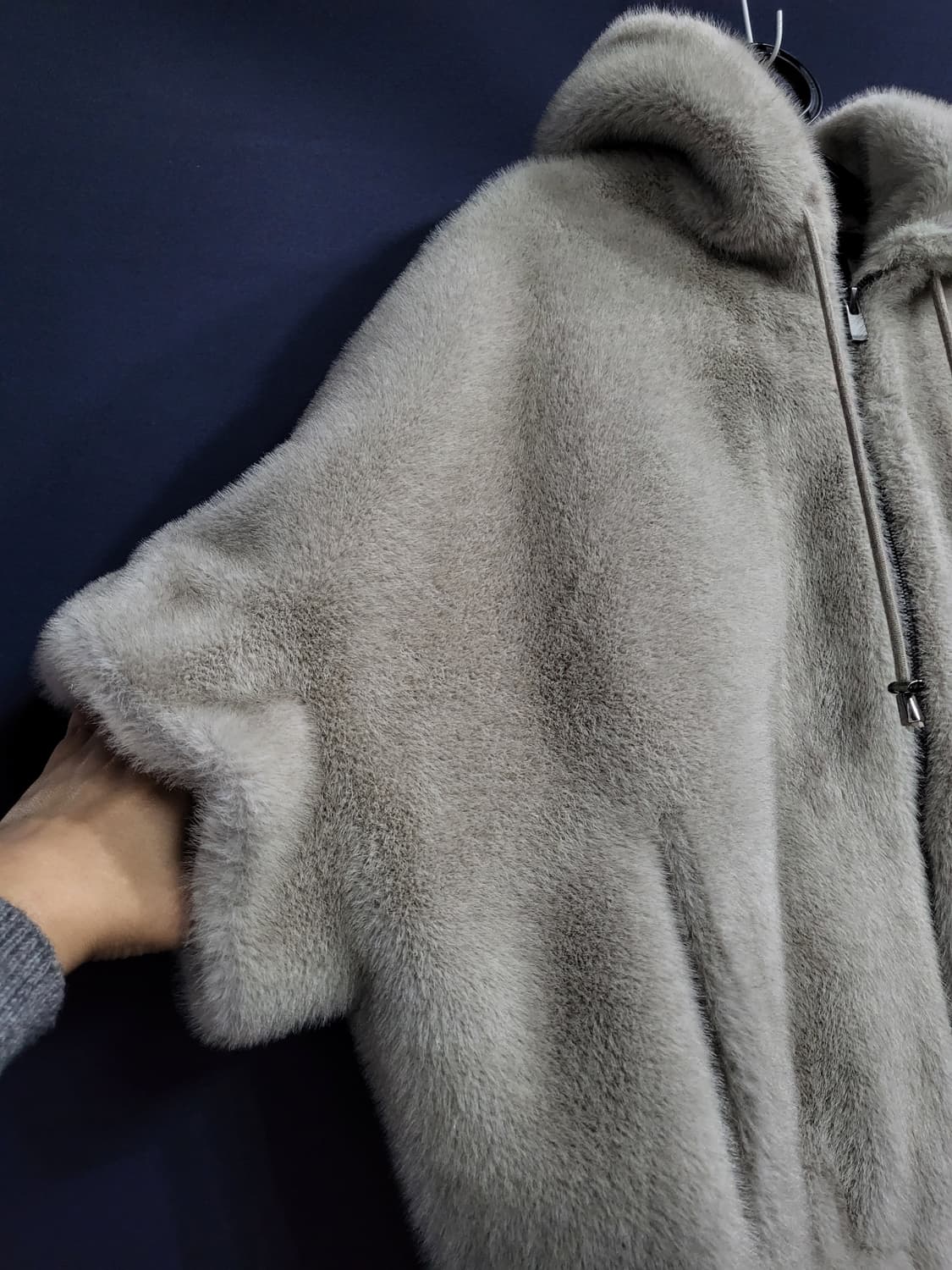 Daniel.B fur 케이프식 페이크퍼 후드자켓 상품이미지2