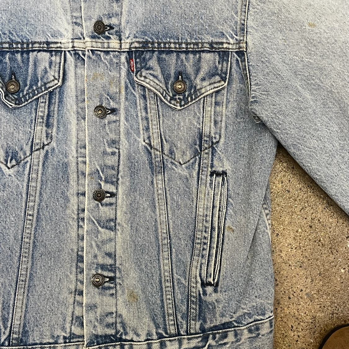 90s 미국 빈티지 리바이스 데님 연청자켓 워싱 상품이미지6