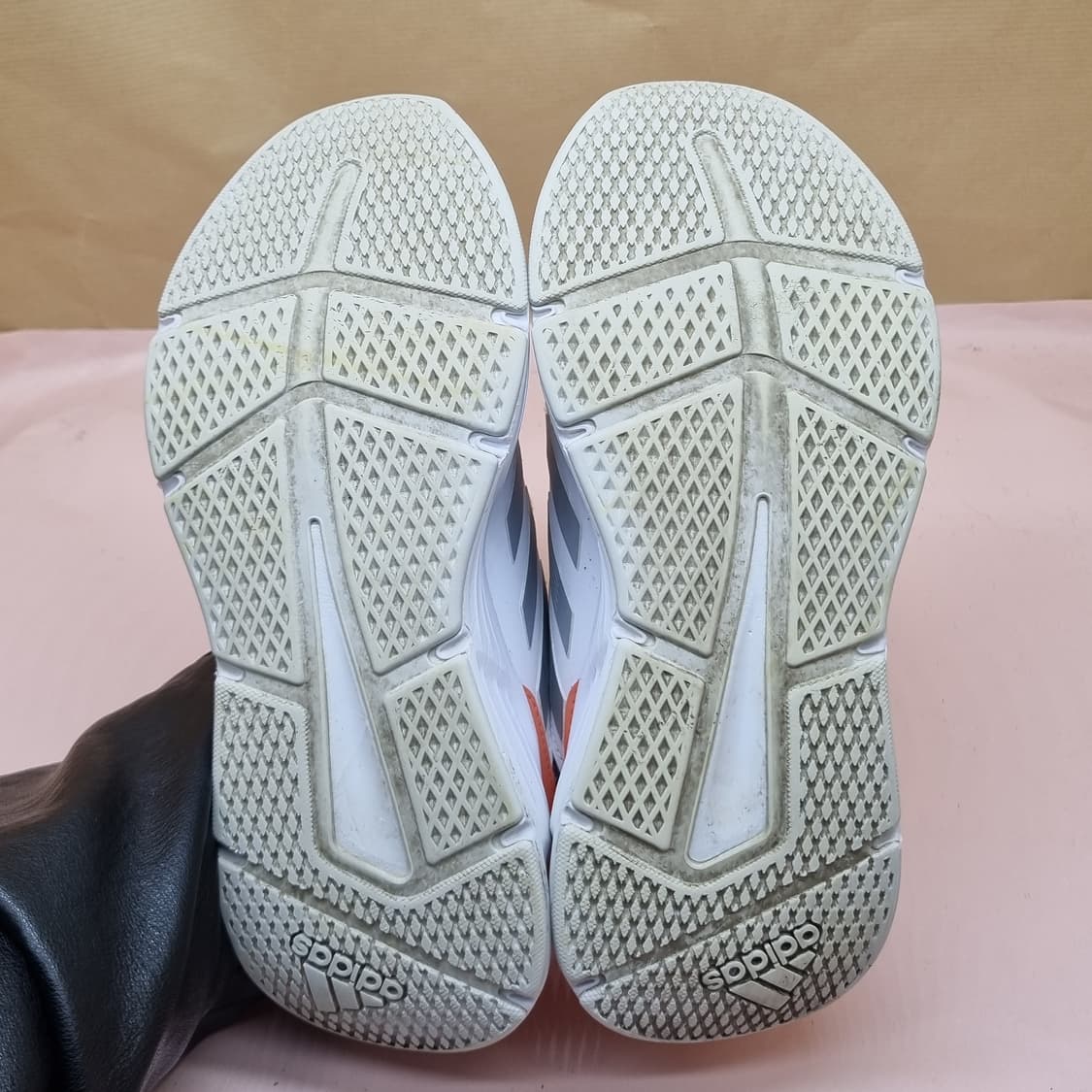 아디다스 갤럭시6  런닝화 250 상품이미지3