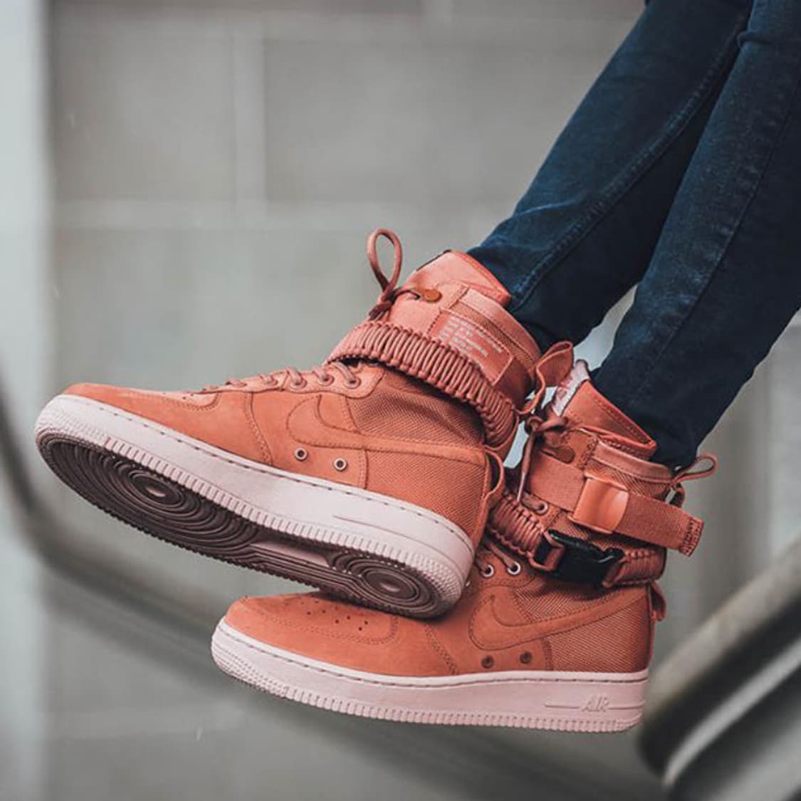 [새상품] 나이키 정품 SF 에어포스1 더스티피치 260mm 상품이미지2